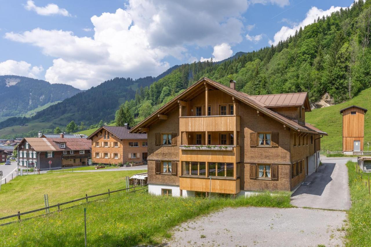 Haus Maria-Theresia Schoppernau Eksteriør bilde